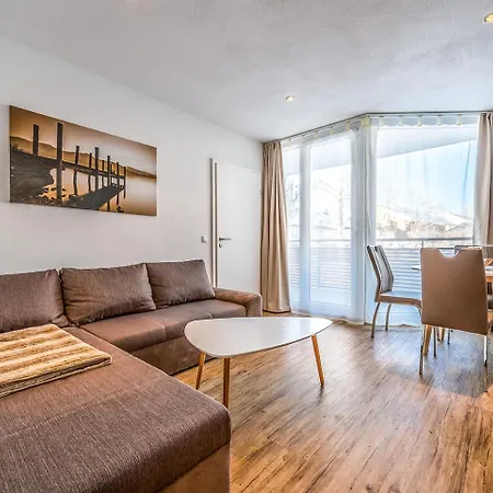 Alpen's Sonne Mit Schwimmbad Und Sauna Apartamento
